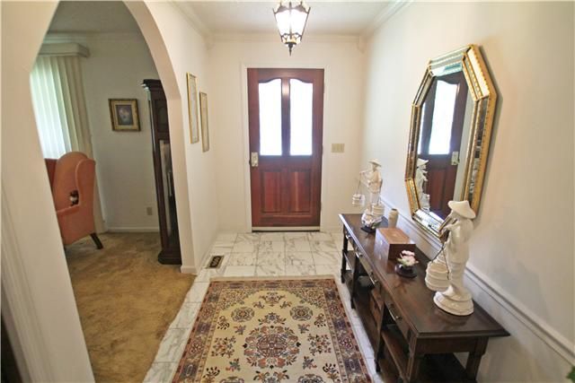 119 Sam Davis Dr, Springfield, TN 37172