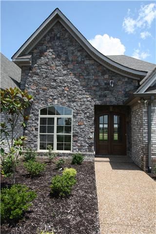 205 Carellton Dr, Gallatin, TN 37066