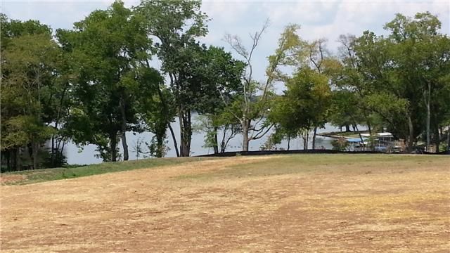 2 Azura Ldg, Old Hickory, TN 37138