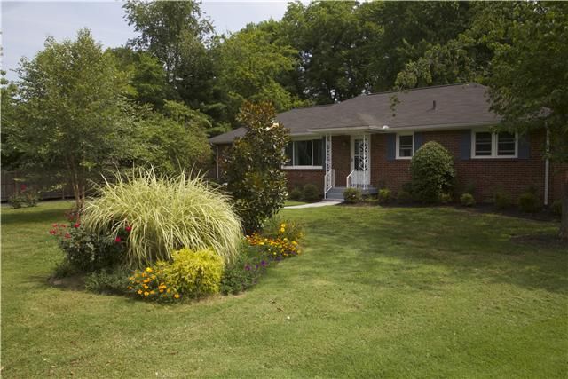 709 Kathy Cir, Gallatin, TN 37066