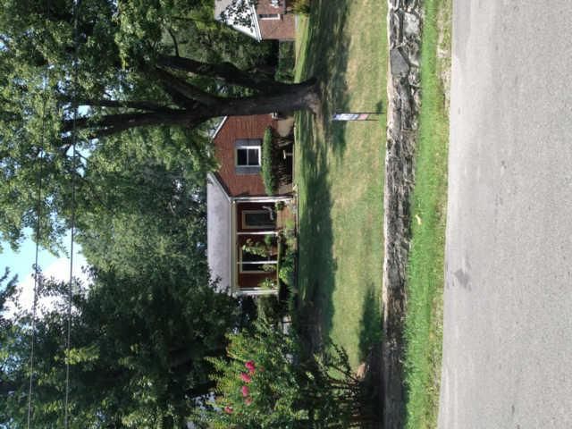 1412 Harwood Dr, Nashville, TN 37206