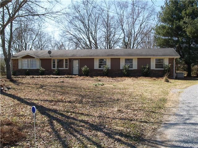 108 Southburn Ct, Hendersonville, TN 37075
