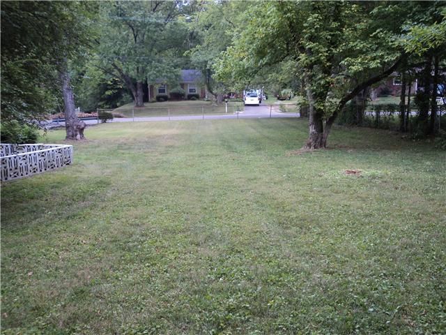 211 Wallace Rd, Nashville, TN 37211