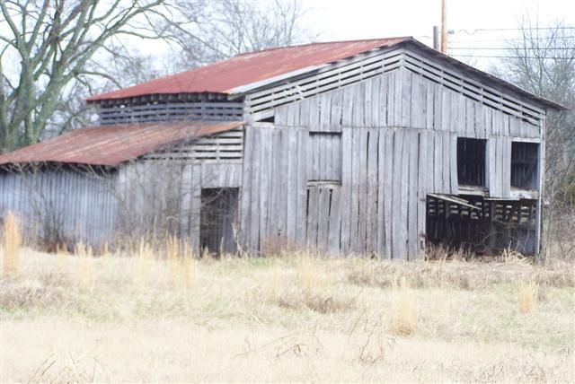 8 Valley Creek Rd, Culleoka, TN 38451