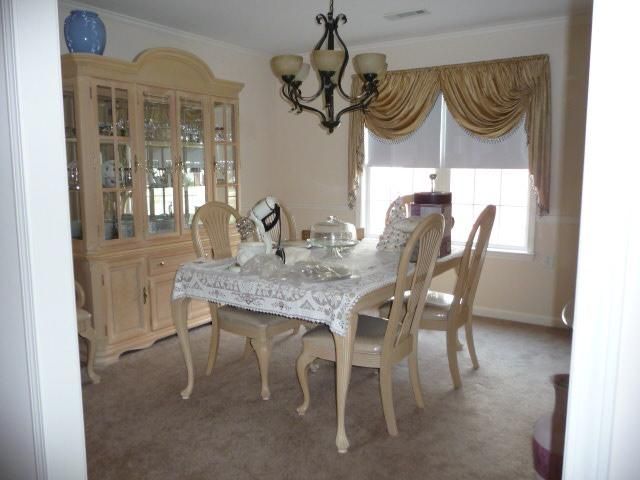 1318 Crofton Park Dr, Columbia, TN 38401
