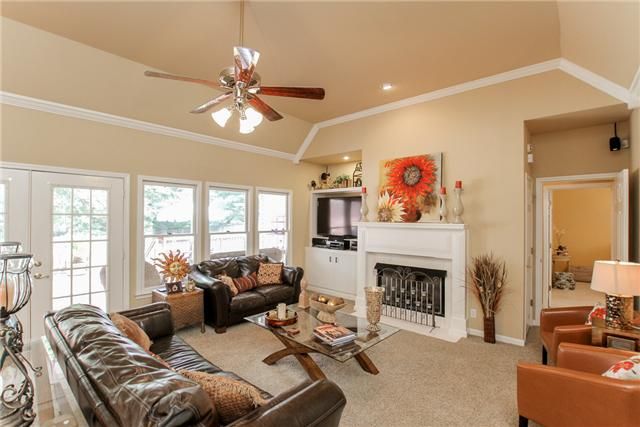 1003 Virginia Hill Dr, Mount Juliet, TN 37122