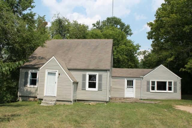 2018 31e Highway Old, Westmoreland, TN 37186