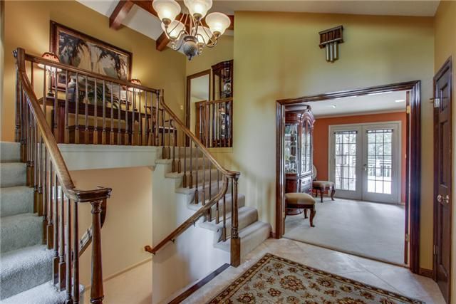1715 Logan Dr, Columbia, TN 38401