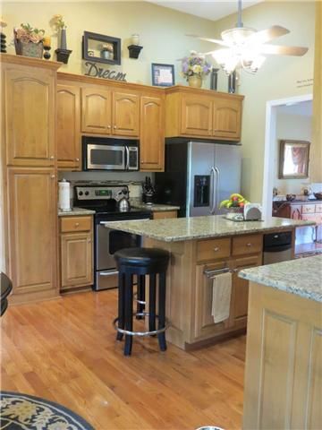 1994 Lasea Rd, Spring Hill, TN 37174