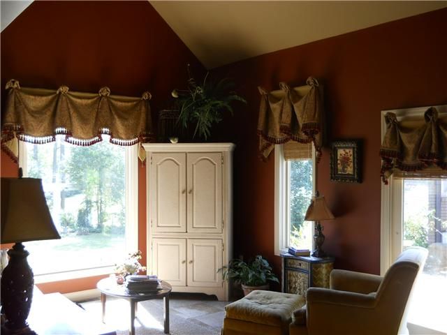 110 Fairways Dr, Hendersonville, TN 37075