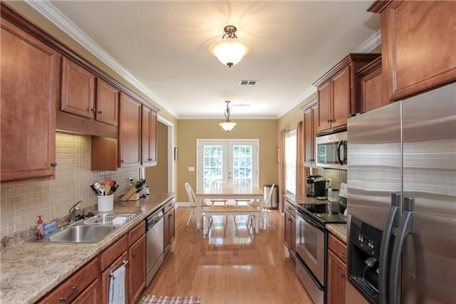 5337 Cloister Dr, Murfreesboro, TN 37128