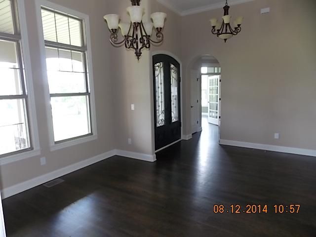 396 Hunter Rd N, Portland, TN 37148