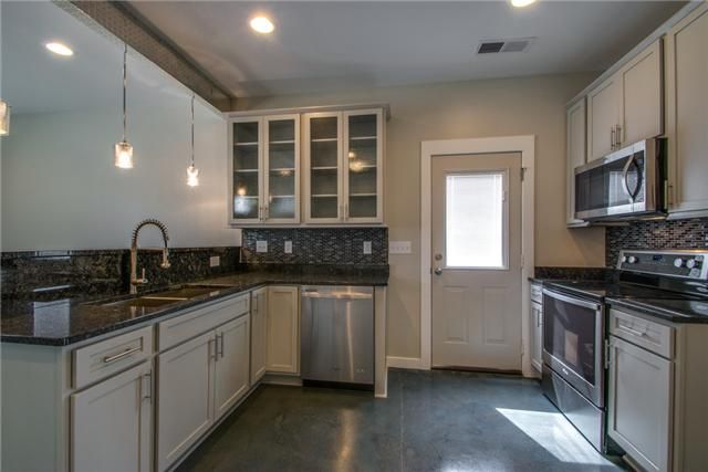 1318A Stainback Ave, Nashville, TN 37207