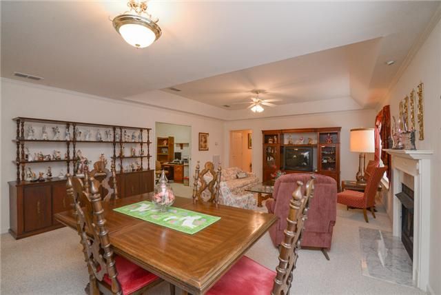 623 Forest Glen Cir, Murfreesboro, TN 37128