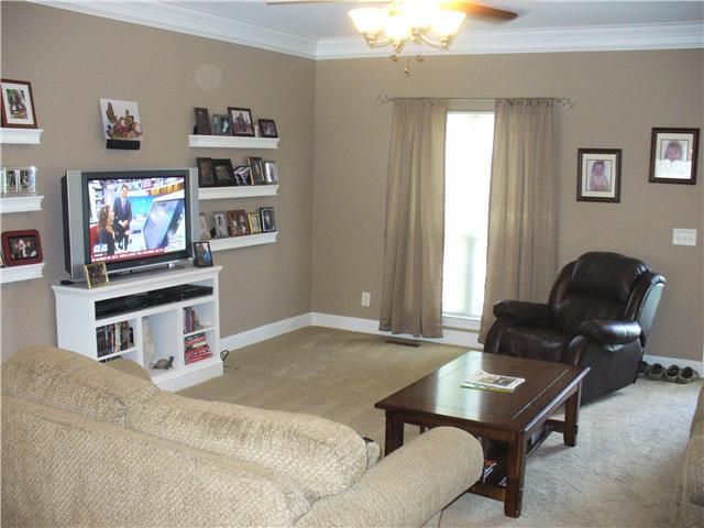 441 Plantation Blvd, Lebanon, TN 37087