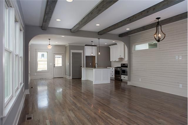 313B S 17th St, Nashville, TN 37206