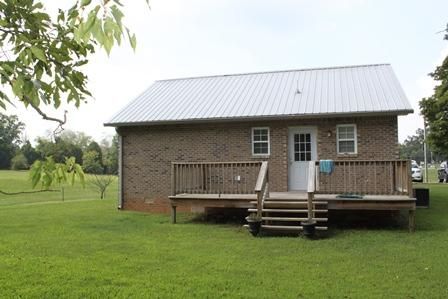 7582 Hwy 41n, Adams, TN 37010