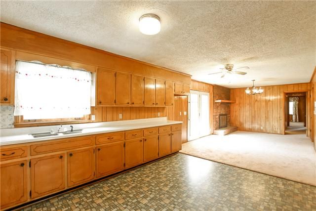 2960 Highway 49 E, Charlotte, TN 37036