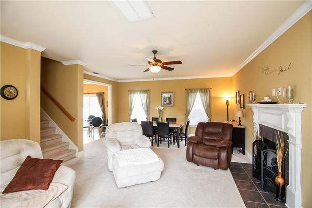 1223 Timber Creek Dr, Murfreesboro, TN 37128