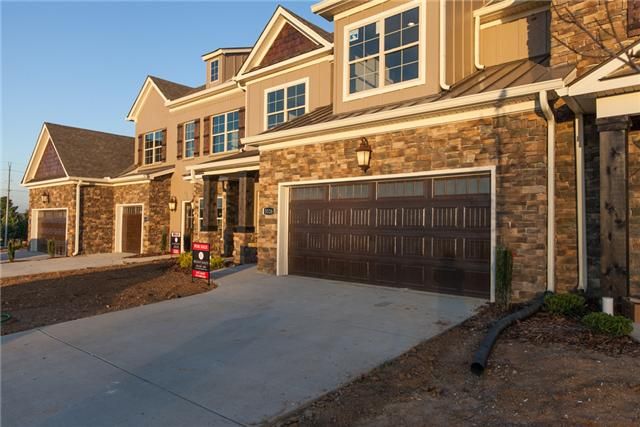 719 Black Colt Dr #7, Murfreesboro, TN 37130