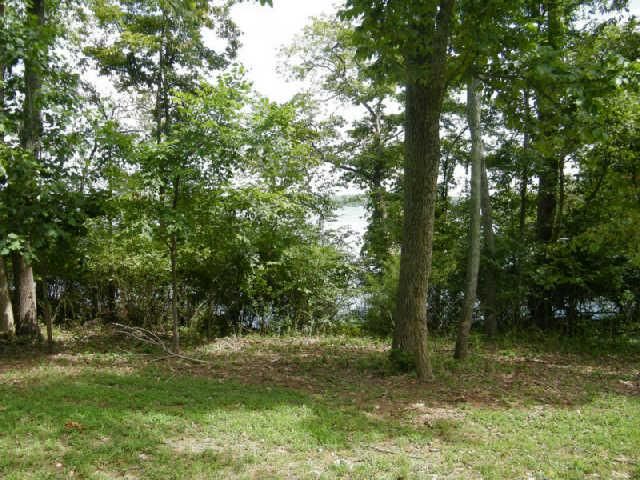 18 Roehrig Ct, Old Hickory, TN 37138