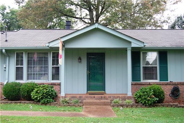 126 Eventide Dr, Hendersonville, TN 37075