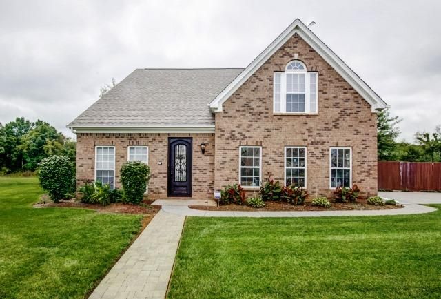 1017 Daniel Ln, Spring Hill, TN 37174