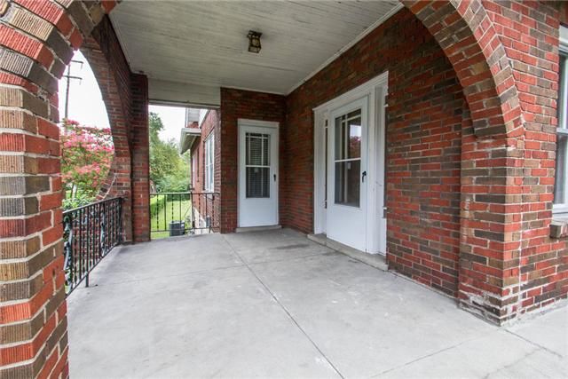 2000 Natchez Trce, Nashville, TN 37215