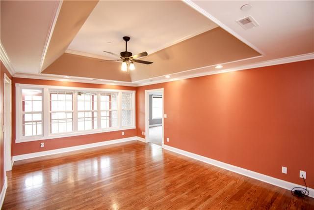 1001 Spring Creek Dr, Murfreesboro, TN 37129