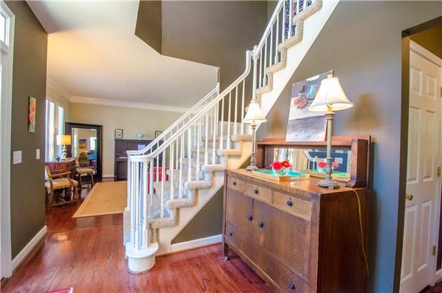 728 Glen Oaks Dr, Franklin, TN 37067