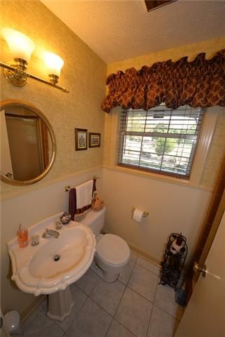 1114 Saunders Ave, Madison, TN 37115