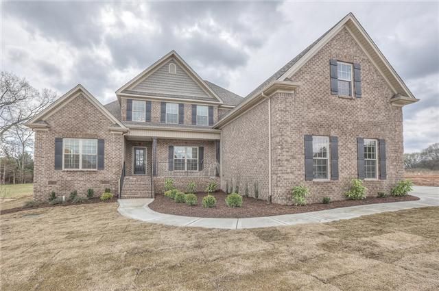 612 Andy Peach Dr, Murfreesboro, TN 37128