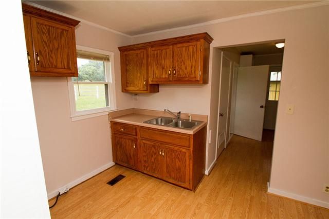 1604 Neelys Bend Rd, Madison, TN 37115