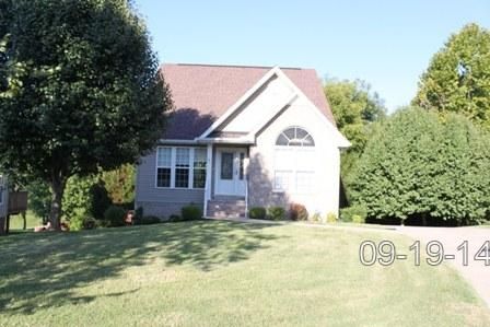 312 Red Bud Ct, Springfield, TN 37172