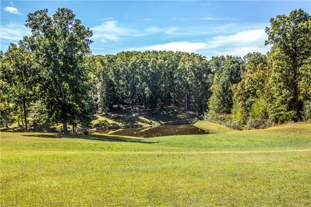 467 Sylvis Rd, Dickson, TN 37055