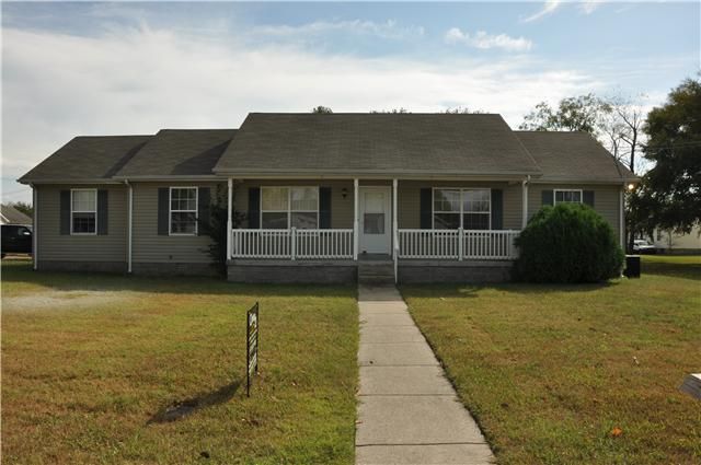 2706 Lincoya Dr, Murfreesboro, TN 37127