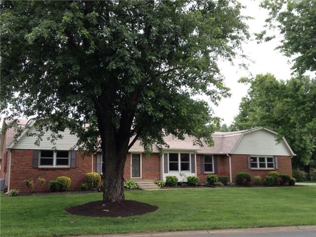 1719 Berkeley St, Murfreesboro, TN 37129