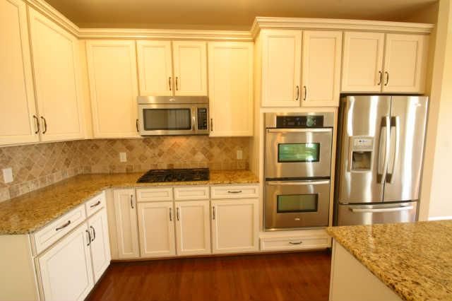 324 Dandelion Dr, Lebanon, TN 37087