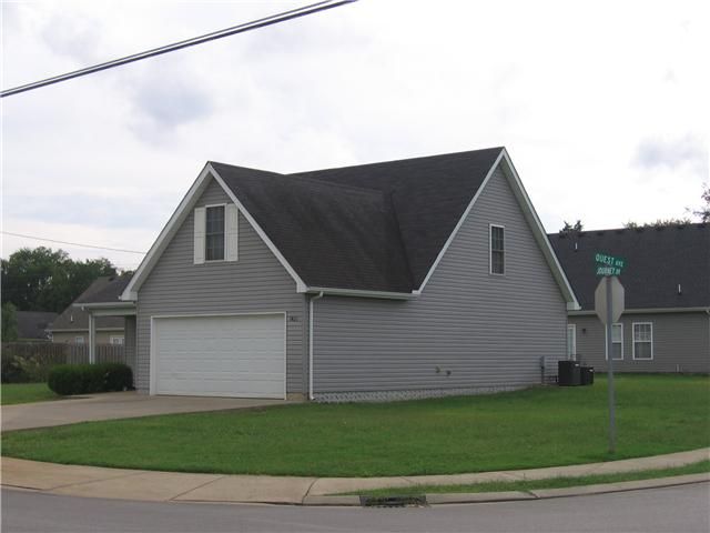 1421 Journey Dr, Murfreesboro, TN 37130
