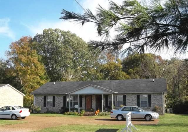 7143 Old Harding Pike, Nashville, TN 37221