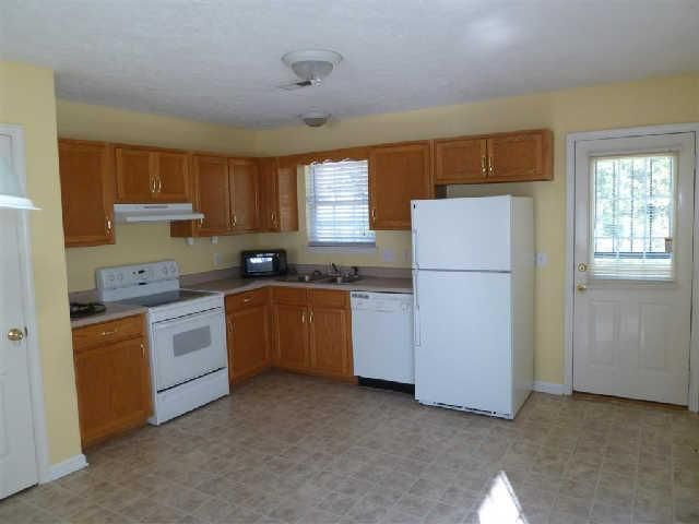 1563 Center Pointe Dr, Murfreesboro, TN 37130