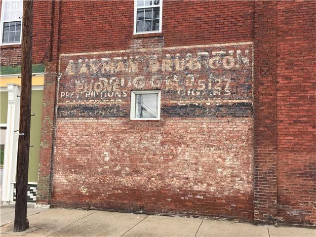 1128 3rd Ave S, Nashville, TN 37210