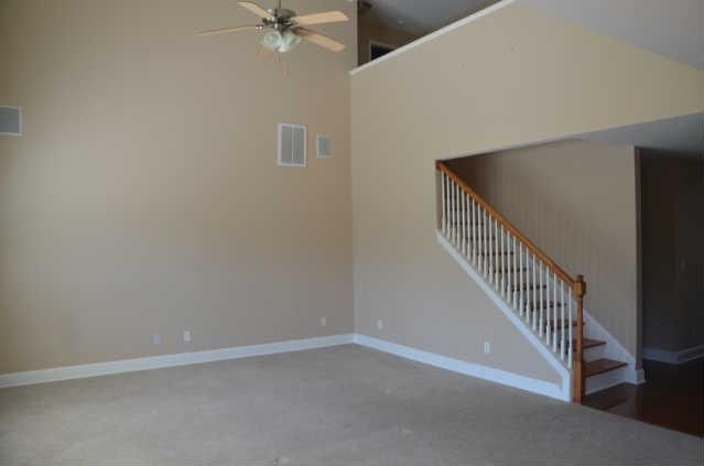 5050 Saint Ives Dr, Murfreesboro, TN 37128