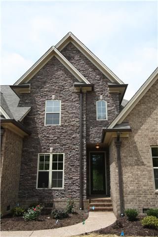 1046 Kendras Rn, Gallatin, TN 37066