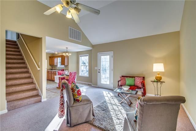 106 Saddle Creek Cir, Dickson, TN 37055