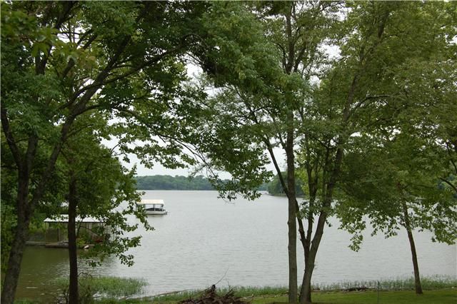 132 Rolling Hills Dr, Hendersonville, TN 37075