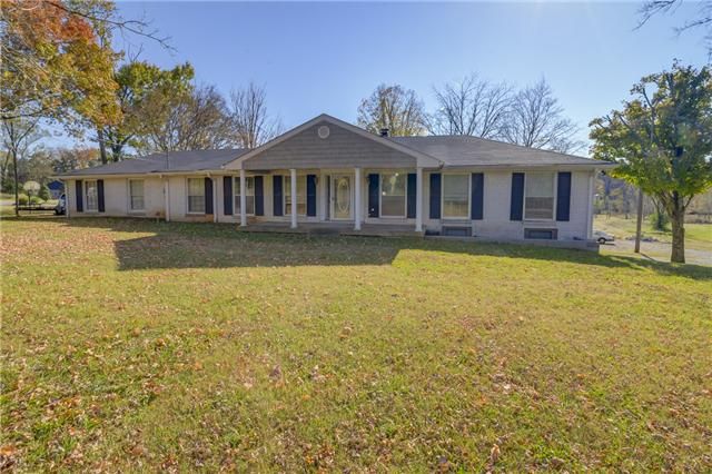 3385 W Division St, Hermitage, TN 37076