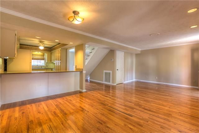350 E Main St Unit 1, Gallatin, TN 37066