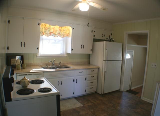 117 Warren Dr, Old Hickory, TN 37138