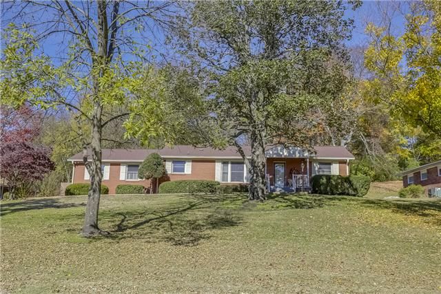 2216 Selma Ave, Nashville, TN 37214